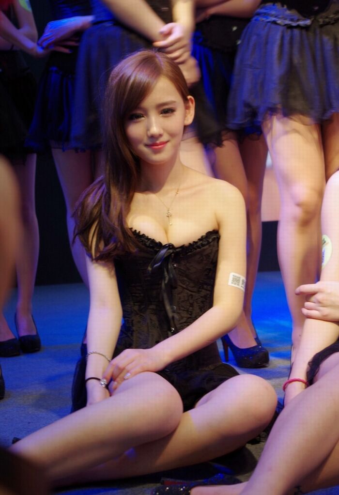 Plane Imitation Li Yum-hyun Yuimi-hyun Erogenous Photo 56P 3th image