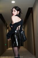 XiuRen 4437th_Goddess Zhou Zhou Sally Private Cell Half Escape Naked Body Breaking Breaking 87P