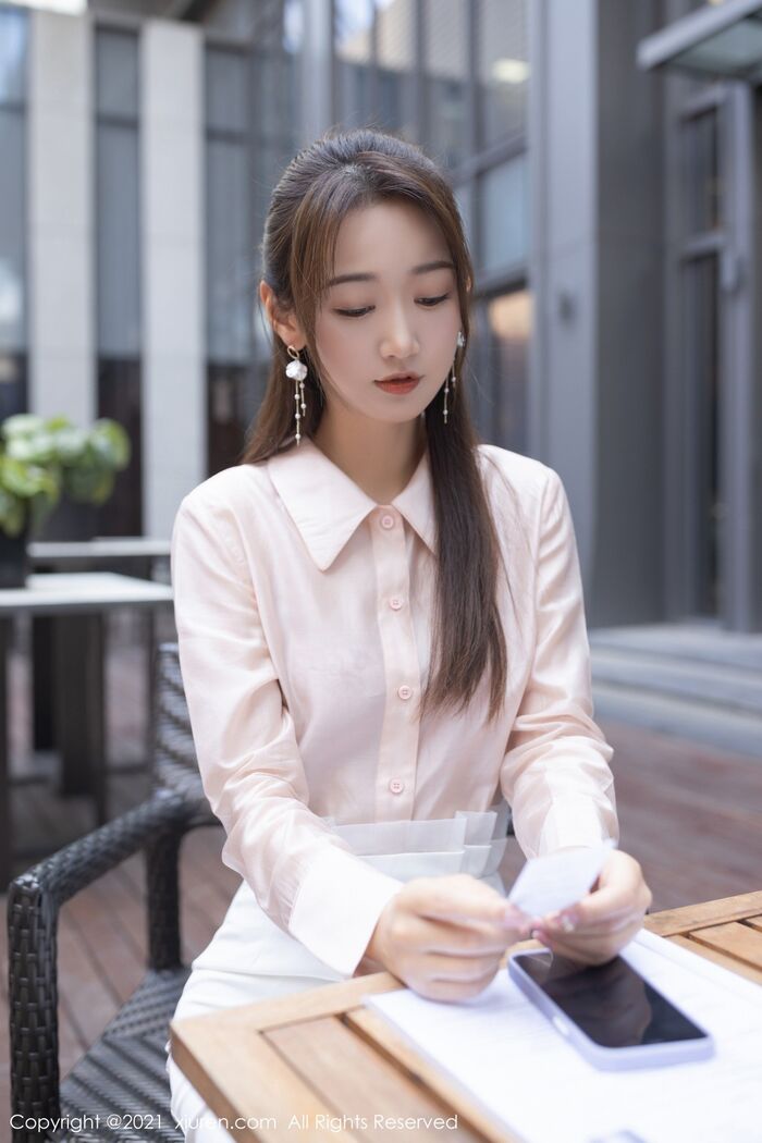 XiuRen No.4045_Imitation Special Tang Anshan Private Eruptive Powder Color 1st Handing White Short-Handed White Short-And-Half Dehide Beauty Material 90P 5th image