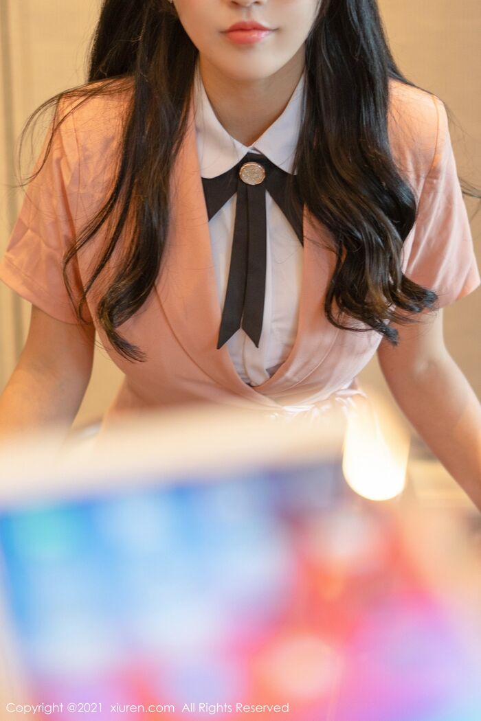 XiuRen No.4044_Imitation Special Zhu Kawu Flower Private Cell Powder Color Masa Uniform Semi-Dewying Photo 48P 6th image
