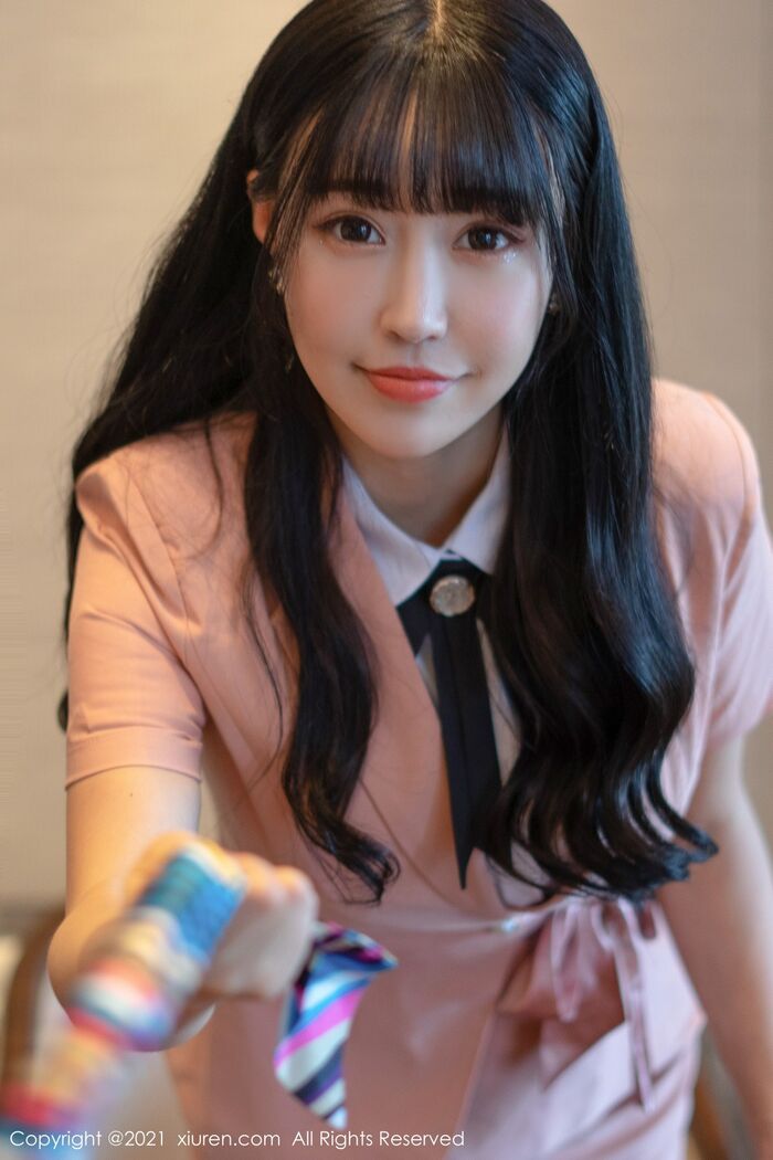 XiuRen No.4044_Imitation Special Zhu Kawu Flower Private Cell Powder Color Masa Uniform Semi-Dewying Photo 48P 8th image