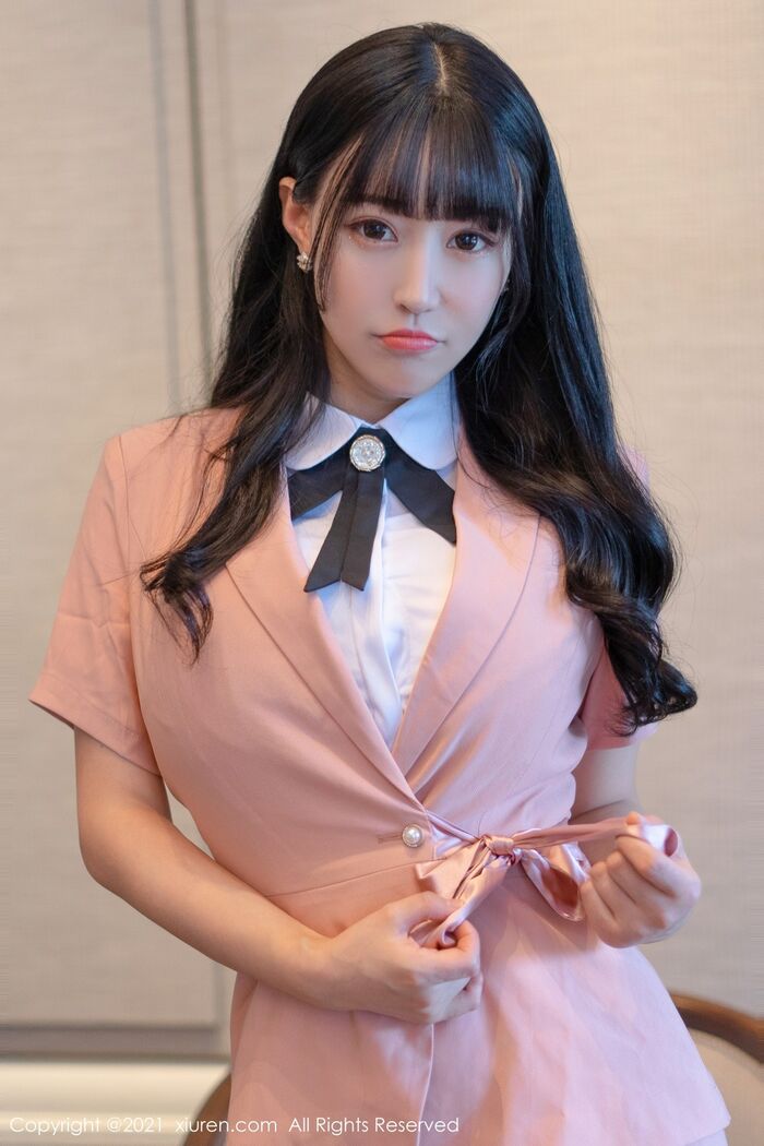 XiuRen No.4044_Imitation Special Zhu Kawu Flower Private Cell Powder Color Masa Uniform Semi-Dewying Photo 48P 9th image