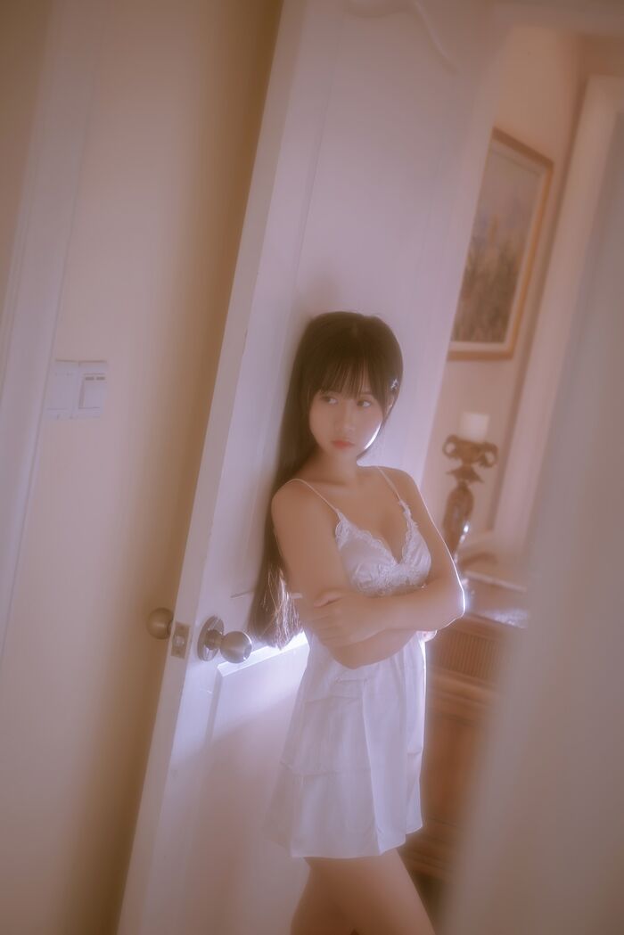 43P Photo of Amitsu Beautiful Girl Sprouts o0 Private Cell Owner's White Buds Low Chest Hanging Hidehaku Hakuba skin skin 43P 22th image