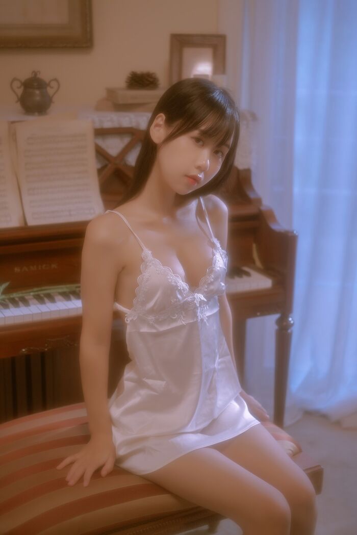 43P Photo of Amitsu Beautiful Girl Sprouts o0 Private Cell Owner's White Buds Low Chest Hanging Hidehaku Hakuba skin skin 43P 4th image