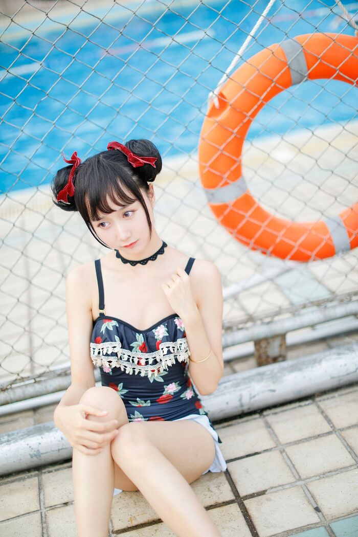 [Sugar Film] Vol.239_ Grass Robe Beautiful Girl Gaigai Swimming Pond Hidehaku Hakuba BirthIng Photo 40P 23th image