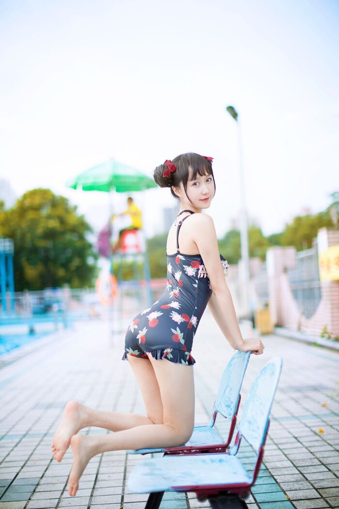 [Sugar Film] Vol.239_ Grass Robe Beautiful Girl Gaigai Swimming Pond Hidehaku Hakuba BirthIng Photo 40P 28th image