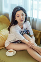 [Goddess Toutiao Kojo] No.559_ 嫩鱼儿儿发 flower color short sleeves Hidehaku Hakubai Beautiful thigh refreshing stray photo 22P
