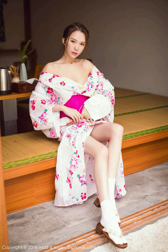 [IMISS Komitsusha] Vol.252_ Katrina Private Japanese Clothes Vacuum Russing Milk + 黑 OL Series Kakumi 42P 19th image