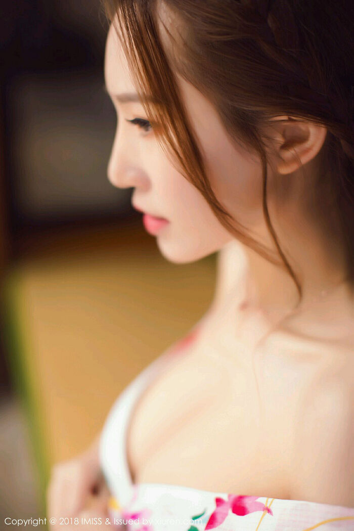 [IMISS Komitsusha] Vol.252_ Katrina Private Japanese Clothes Vacuum Russing Milk + 黑 OL Series Kakumi 42P 23th image