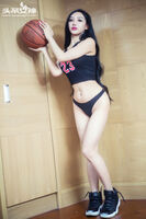 [Toutiao Goddess] No.104_嫩模洛洛可篮球宝贝性感致敬乔丹白嫩皮肤Photo 22P