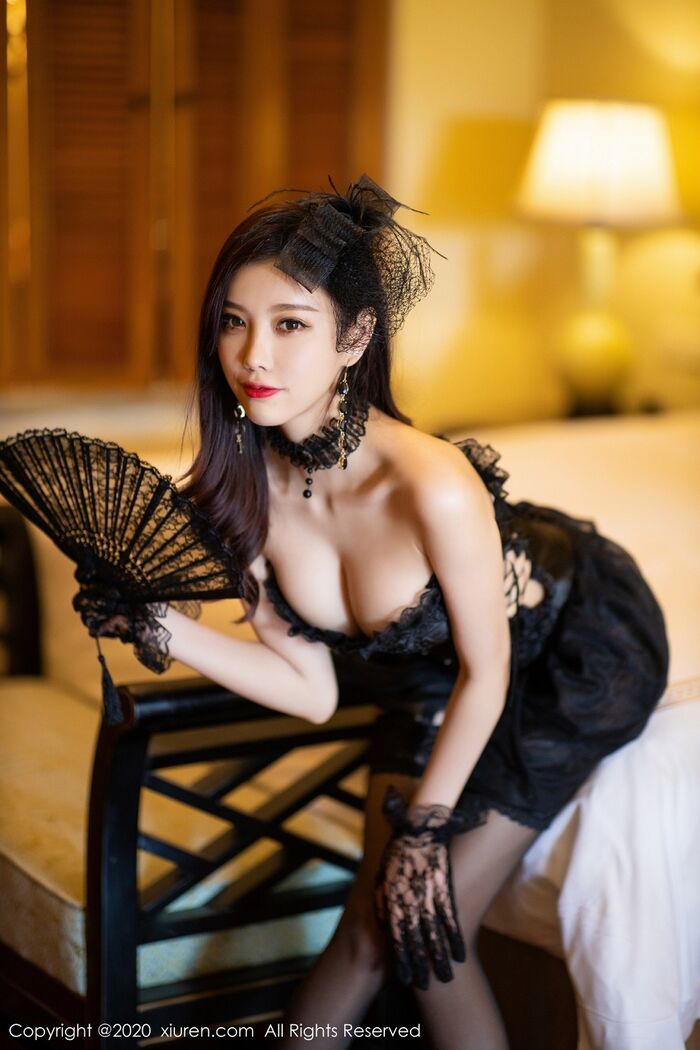 XiuRen第2400期_女神杨晨晨sugar私房黑色情趣内衣配吊带黑丝裤袜极致魅惑写真56P 8th image