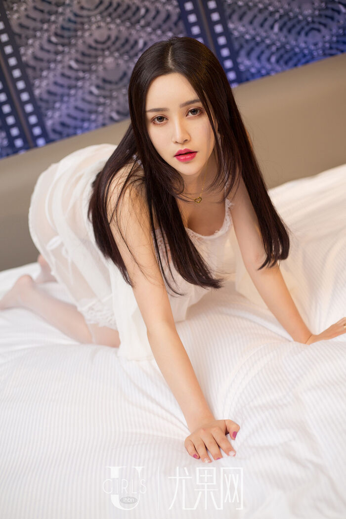 [Ugirls 尤果网] U277_嫩模于梓馨蕾丝内衣系秀傲人美milk白丝腿袜迷人诱惑Photo 65P 42th image