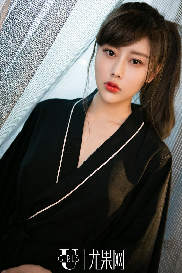 [Ugirls 尤果网] U229_嫩模艺宁黑色开档高叉私房内衣秀美milk完美弧线极致诱惑Photo 65P 12th image