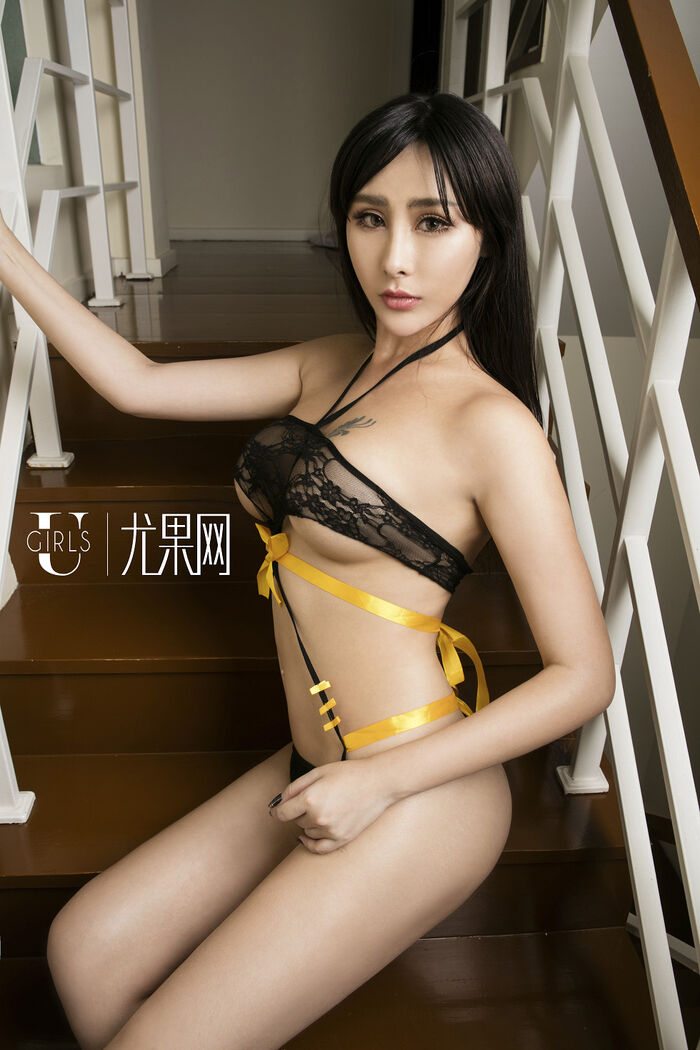 [Ugirls 尤果网] U174_嫩模孟狐狸FoxYini黑色蕾丝情趣内衣秀豪milk诱惑翘臀Photo 65P 15th image