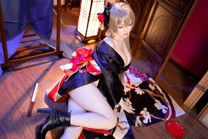 Coser 小姐姐星之迟迟碧蓝航线让巴尔主题私房半脱露性感内衣秀丰满身材诱惑Photo 43P 7th image