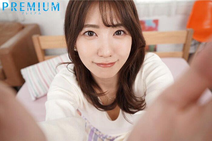 Yamagishi Aihana Seriously love each other... Realistic sex that can be enchanted with a gonzo type camera [VR] 2th image