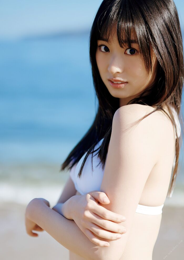 【285 high-quality erotic images of Ayaka Imoto】 Gravure including the first swimsuit of an 18-year-old beautiful girl 16th image