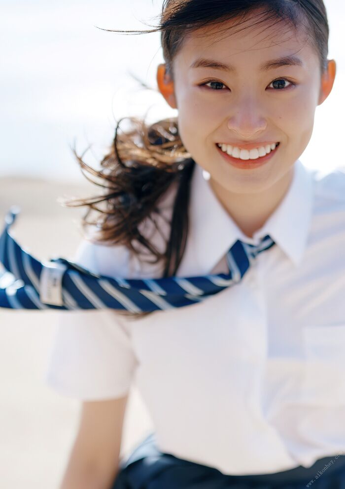 【285 high-quality erotic images of Ayaka Imoto】 Gravure including the first swimsuit of an 18-year-old beautiful girl 46th image