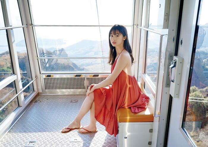 【285 high-quality erotic images of Ayaka Imoto】 Gravure including the first swimsuit of an 18-year-old beautiful girl 59th image