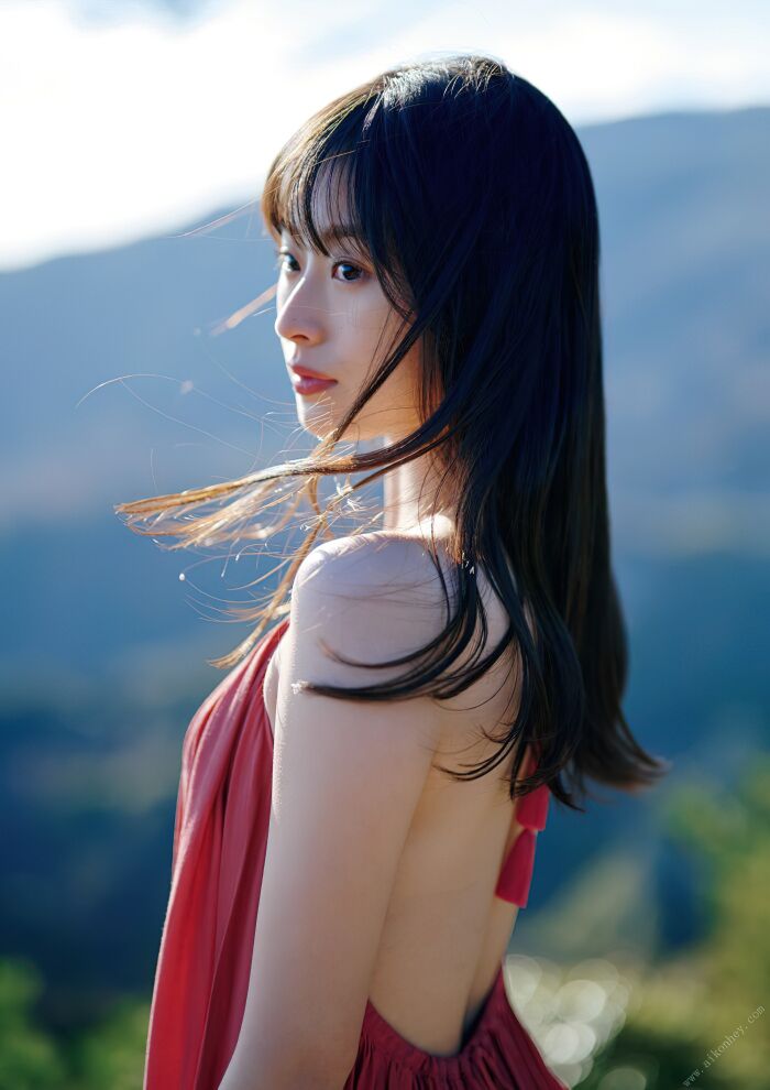 【285 high-quality erotic images of Ayaka Imoto】 Gravure including the first swimsuit of an 18-year-old beautiful girl 60th image