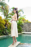 [YouMi尤蜜荟] Vol.049_嫩模土肥圆矮挫穷巴厘岛旅拍大尺度全naked bubble bath dew point 诱惑Photo 48P