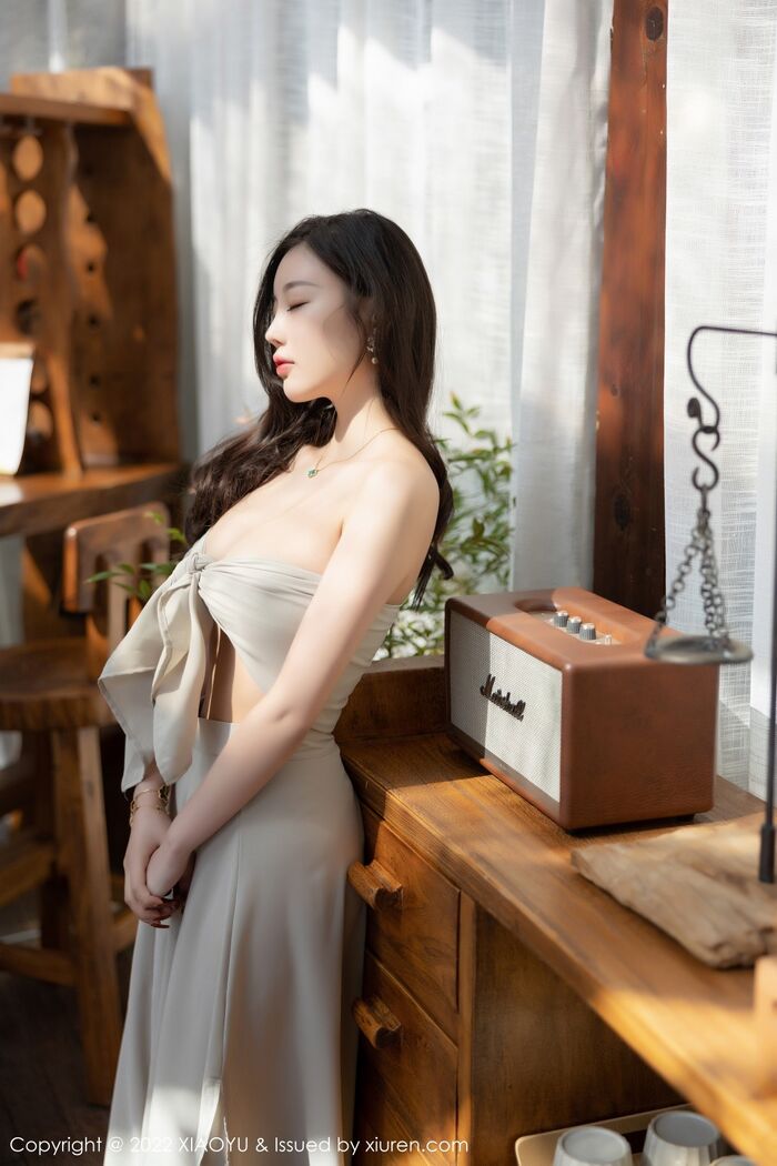 [XiaoYu画语界]Vol.734_女神杨晨晨Yome丽江心愿旅拍杏色低胸服饰配肉丝完美诱惑写真99P 41th image