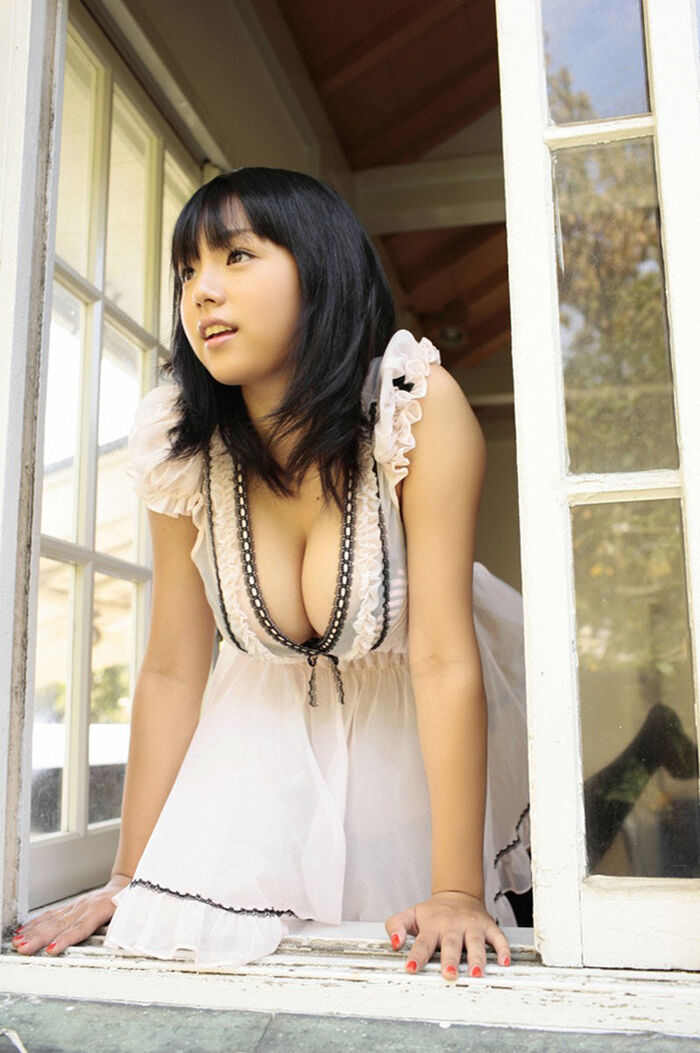 【Valley Erotic Image】 wwwww you can't take your eyes off the girls who emphasized the valley 16th image