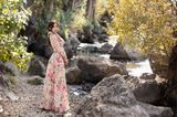 [XiaoYu 画语界] Vol.682_ Goddess Wang 馨瑶yanni 云南心愿旅停止脱花样长裙露精致内衣诱惑Photo 75P