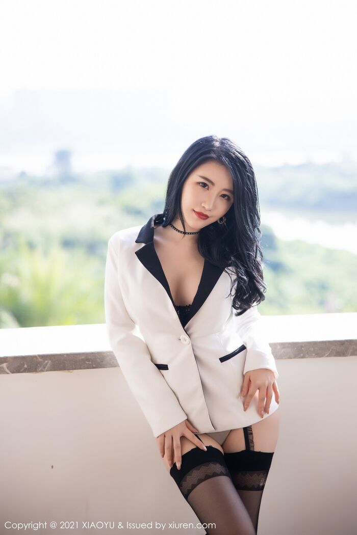 [XiaoYu 画语界] Vol.537_Goddess 绯月樱-Cherry西双版纳旅拍性感黑丝吊袜极致魅惑Photo 52P 2th image