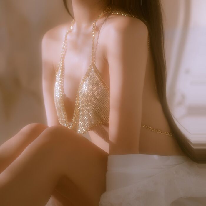 阳光美女萌萌儿o0金色套装主题私房上性感白薄透上衣配金色内衣诱惑Photo 70P 2th image