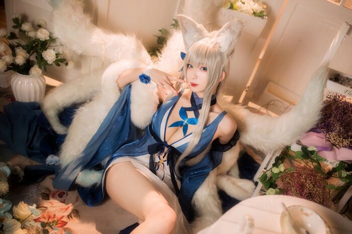 动漫博主封疆疆v 信浓礼服主题私房性感开breast礼服半撩露白嫩美腿迷人诱惑Photo 38P 10th image