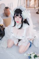 网络美女松本甜奈姣 95式結婚纱主题白薄纱配白蕾丝吊袜秀翘臀美腿诱惑Photo 52P