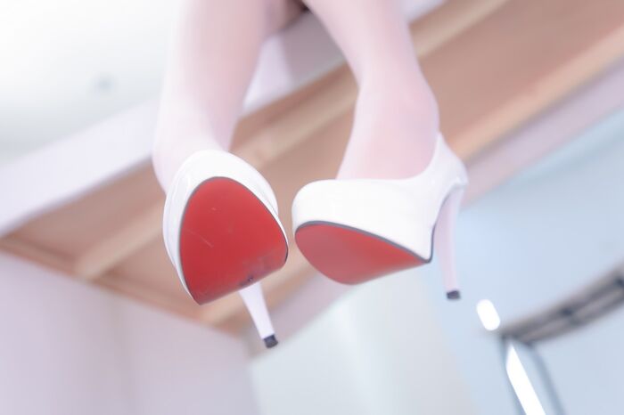 萝莉美女神楽坂真冬白丝护士身心平衡主题性感粉色护士装配超薄白丝诱惑Photo 150P 46th image