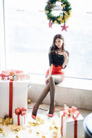 [XiaoYu 画语界] Vol.225_ Goddess 杨杨晨圣诞礼物主题红短裙配性感黑丝撩人诱惑Photo 103P