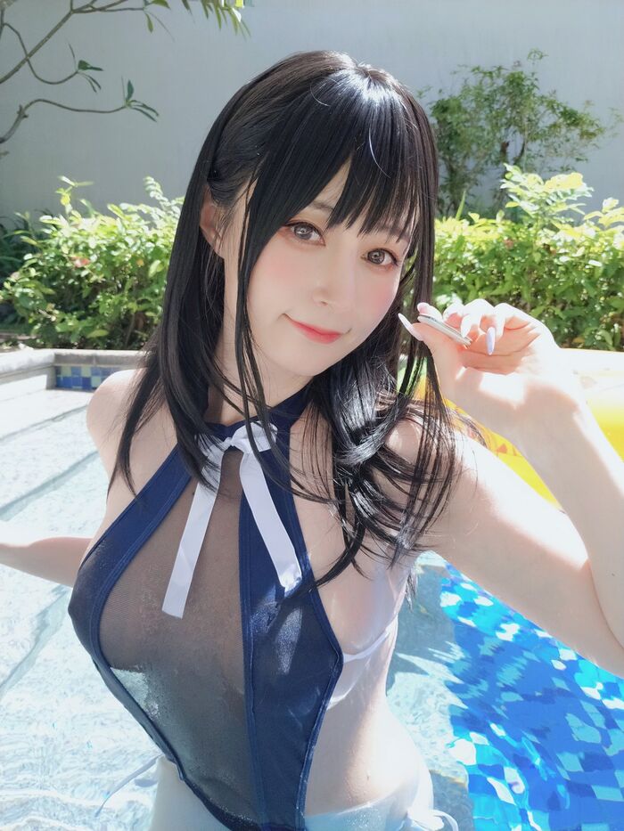 Coser小姐姐白银8月会员合集二主题户外泳池薄透连体比基尼秀惹火身材诱惑写真72P 40th image