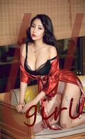 [Ugirls 爱尤物] No.2289_模特果儿Victoria私房性感丝质寝衣露黑色蕾丝内衣撩人诱惑Photo 35P