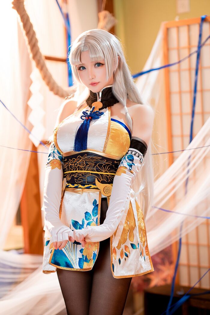 Coser 小姐姐星之迟迟迟胡桃主题性感COS服饰配破烂黑丝裤袜秀丰满身材诱惑Photo 54P 14th image
