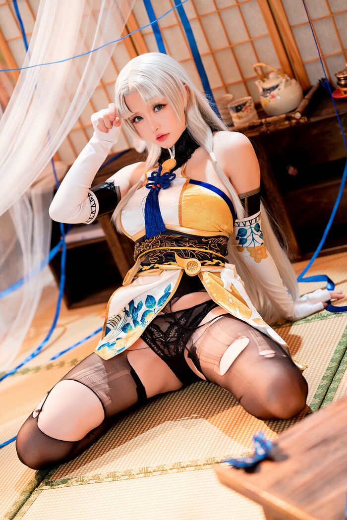Coser 小姐姐星之迟迟迟胡桃主题性感COS服饰配破烂黑丝裤袜秀丰满身材诱惑Photo 54P 28th image