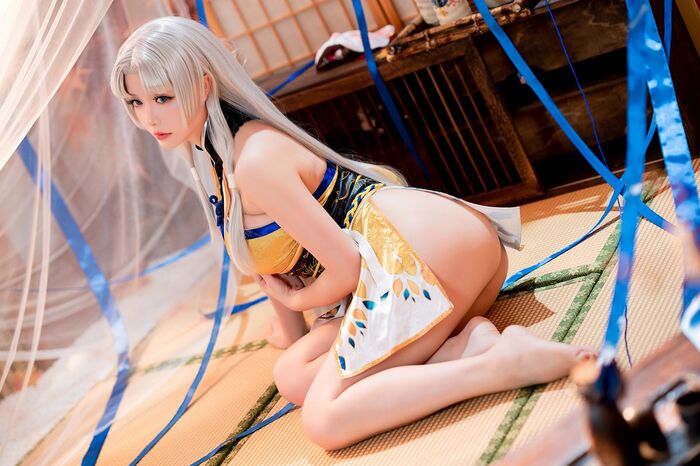 Coser 小姐姐星之迟迟迟胡桃主题性感COS服饰配破烂黑丝裤袜秀丰满身材诱惑Photo 54P 44th image