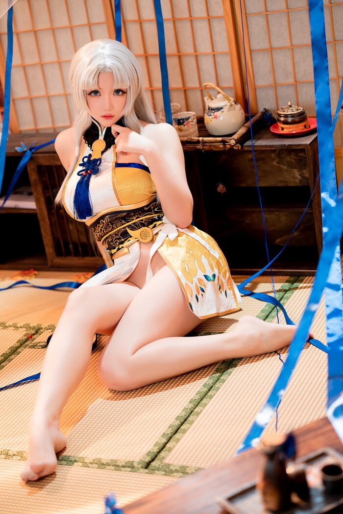Coser 小姐姐星之迟迟迟胡桃主题性感COS服饰配破烂黑丝裤袜秀丰满身材诱惑Photo 54P 46th image