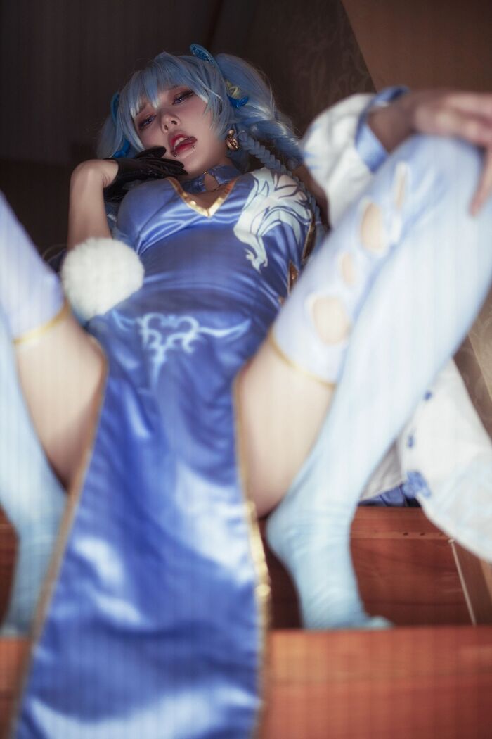 动漫博主阿包也是兔娘女女前线COS 主题私房低chest 高叉旗袍秀豪milk翘臀诱惑Photo 31P 16th image