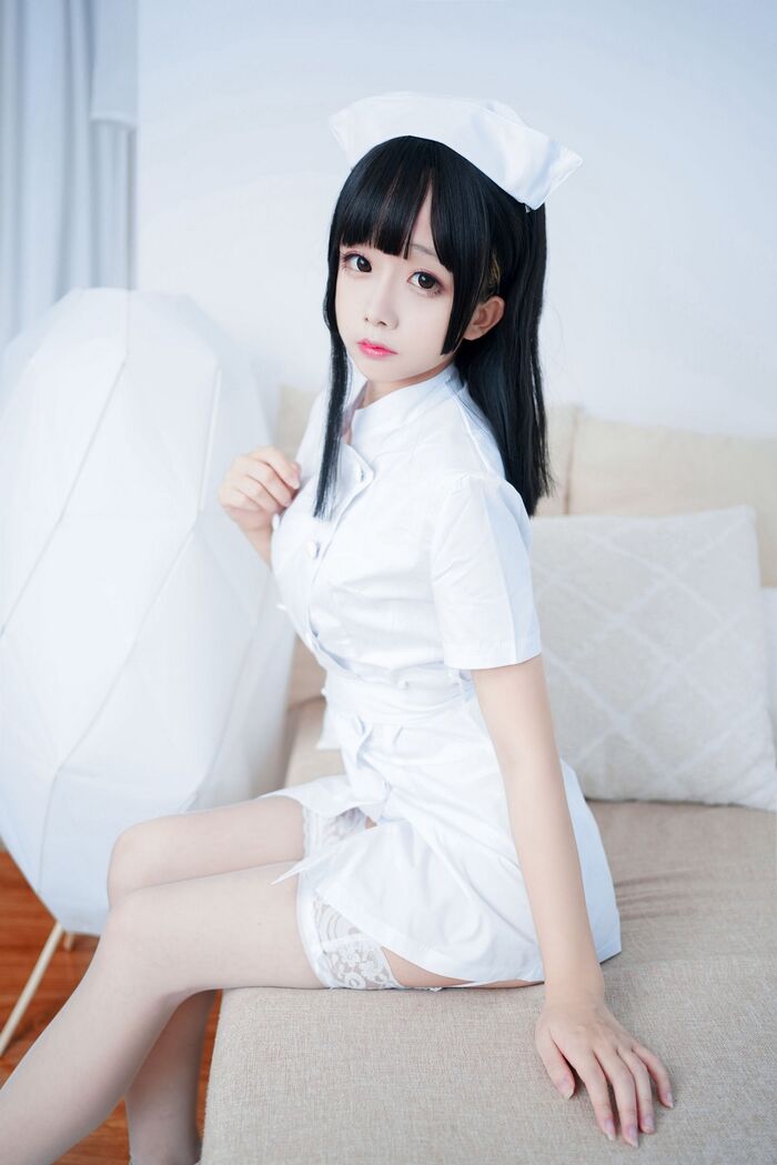 Cosplay 日奈娇纯白护士主题私房半脱露蕾丝内衣配蕾丝吊袜极致诱惑Photo 87P 77th image