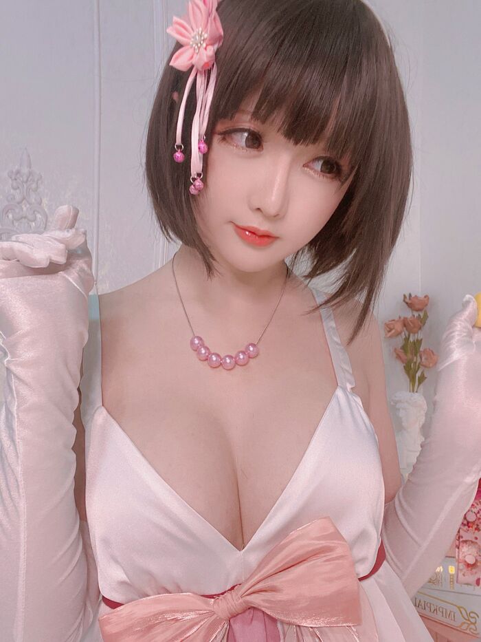 Coser 小姐姐星之迟迟特礼服主题私房半脱露粉色内衣秀火辣身材诱惑Photo 100P 15th image