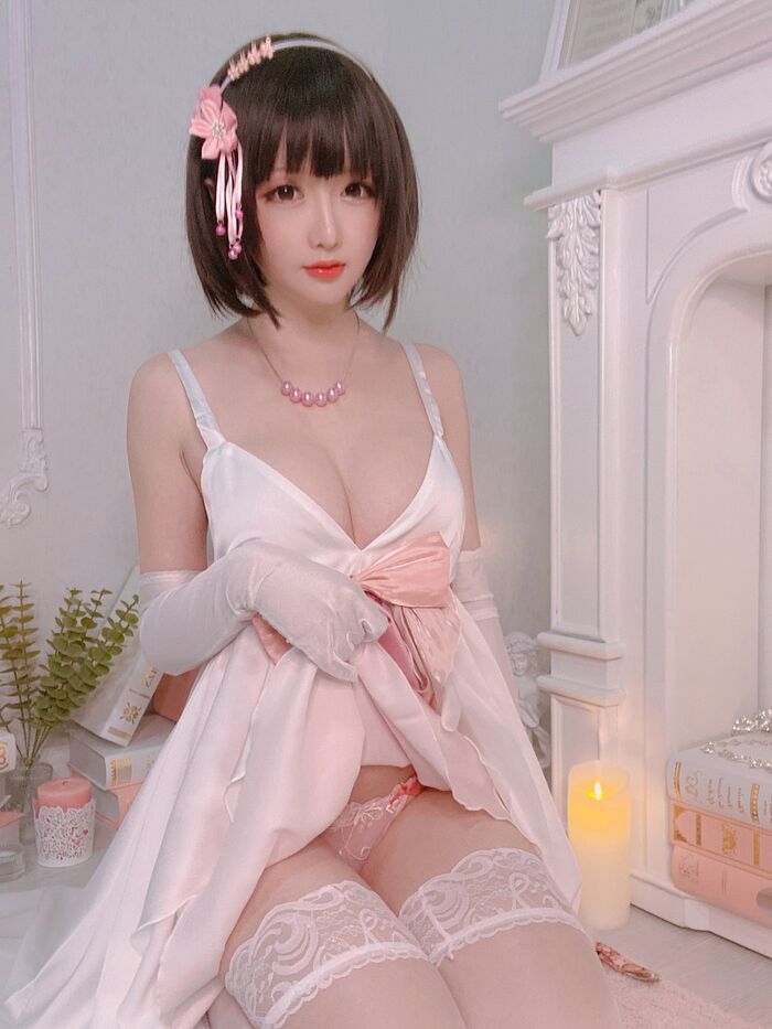 Coser 小姐姐星之迟迟特礼服主题私房半脱露粉色内衣秀火辣身材诱惑Photo 100P 26th image