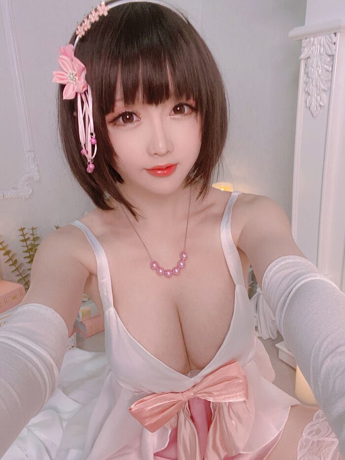 Coser 小姐姐星之迟迟特礼服主题私房半脱露粉色内衣秀火辣身材诱惑Photo 100P 6th image