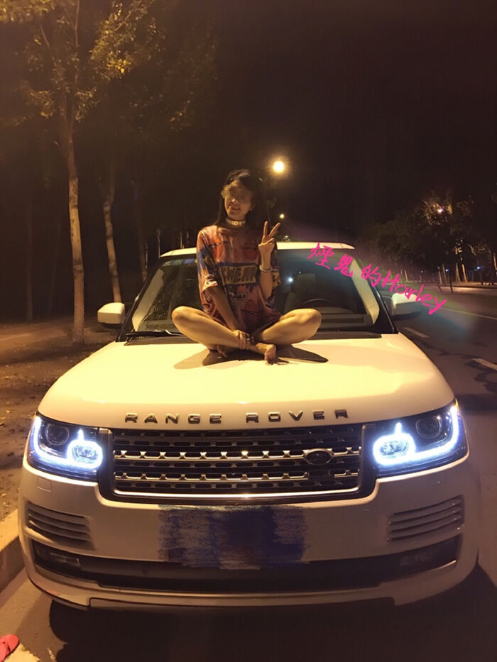 高颜值美女烟鬼的Harley户外露露大尺度脱蕾丝内裤诱惑Photo 75P 5th image