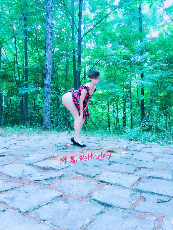 高颜值美女烟鬼的Harley户外露露大尺度脱蕾丝内裤诱惑Photo 75P 55th image