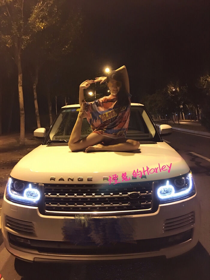 高颜值美女烟鬼的Harley户外露露大尺度脱蕾丝内裤诱惑Photo 75P 6th image