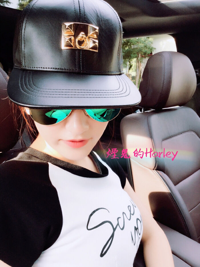 高颜值美女烟鬼的Harley户外露露大尺度脱蕾丝内裤诱惑Photo 75P 66th image