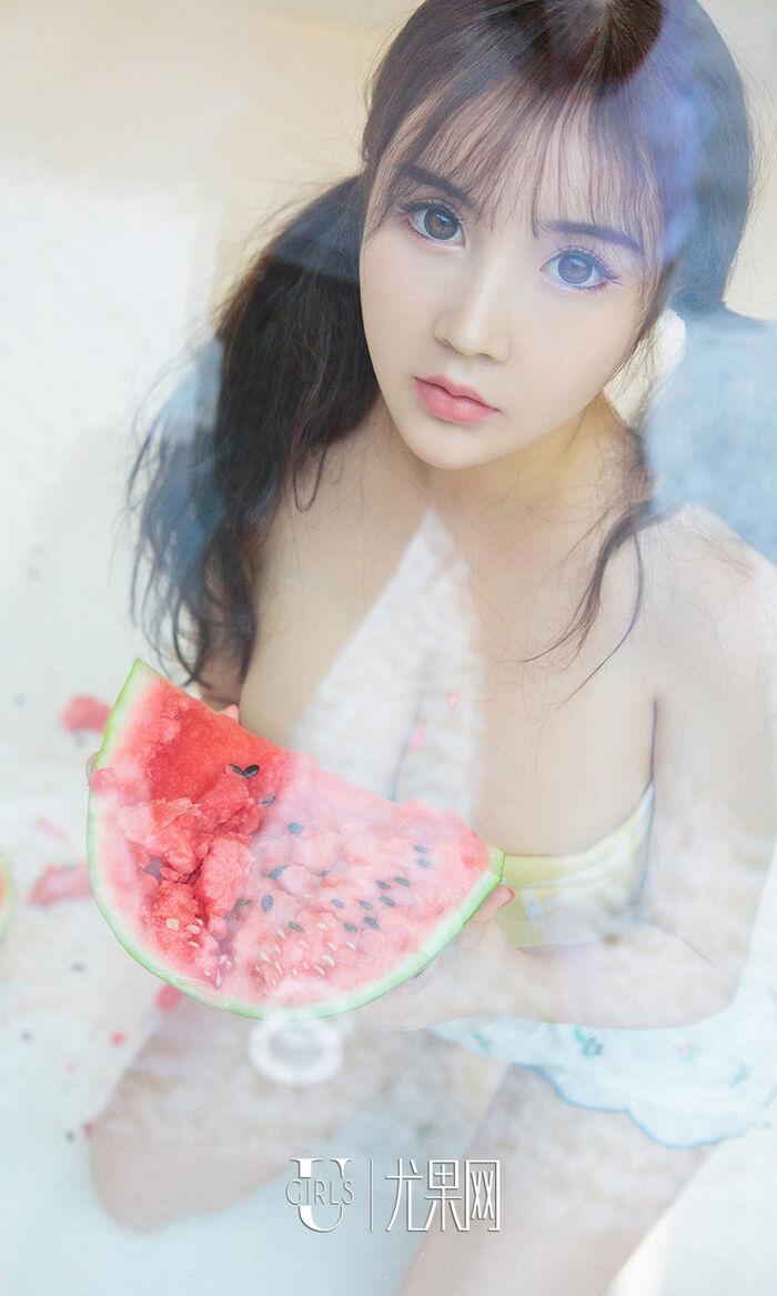 [Ugirls 爱尤物] No.908_嫩模小兔居家死库水加抹breasts Uchiha Hidego Milk 翘蒩人诱惑Photo 40P 16th image